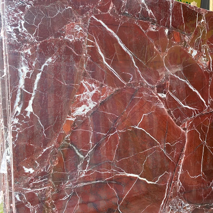 Rosso Levante marmors